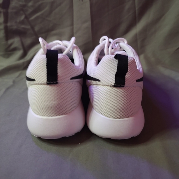 W Nike roshe one - Picture 3 of 5